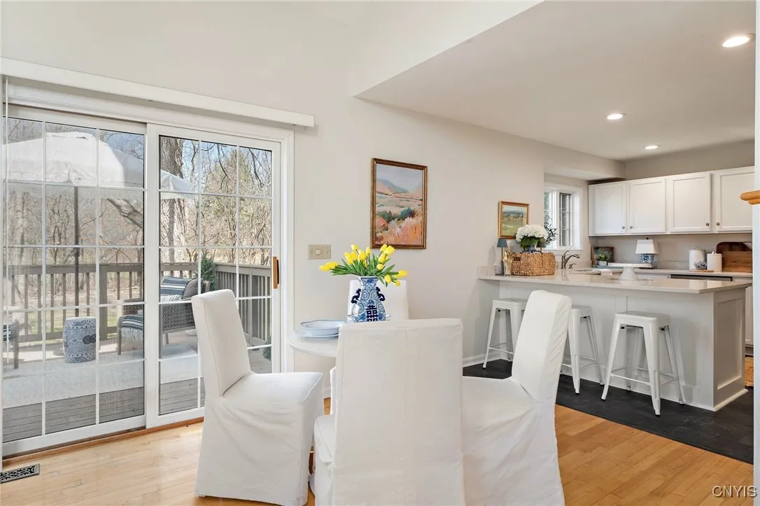 28 Willowbrook Drive (martin Point Townhouse), Owa, Owasco, New York 13021, 2 Bedrooms Bedrooms, 7 Rooms Rooms,2 BathroomsBathrooms,Residential,Closed,28 Willowbrook Drive (martin Point Townhouse), Owa,0,S1629419