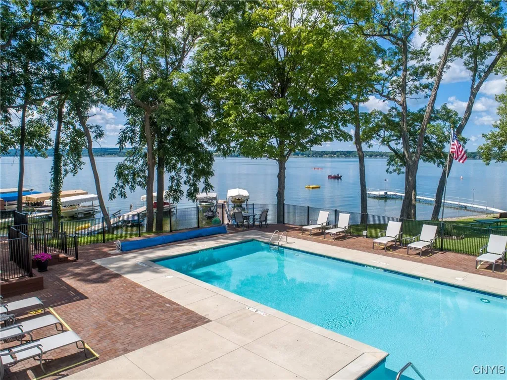 28 Willowbrook Drive (martin Point Townhouse), Owa, Owasco, New York 13021, 2 Bedrooms Bedrooms, 7 Rooms Rooms,2 BathroomsBathrooms,Residential,Closed,28 Willowbrook Drive (martin Point Townhouse), Owa,0,S1629419