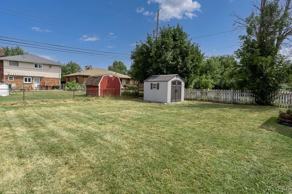 105 Oakridge Avenue, Tonawanda, New York 14217, Tonawanda, New York 14217, 3 Bedrooms Bedrooms, 6 Rooms Rooms,2 BathroomsBathrooms,Residential,Closed,105 Oakridge Avenue, Tonawanda, New York 14217,0,B1629388