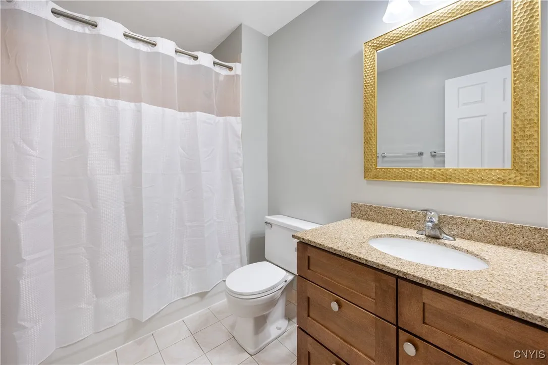 917 Madison Street 5, Syracuse, New York 13210, Syracuse, New York 13210, 2 Bedrooms Bedrooms, 6 Rooms Rooms,1 BathroomBathrooms,Residential,Closed,917 Madison Street 5, Syracuse, New York 13210,0,S1628519