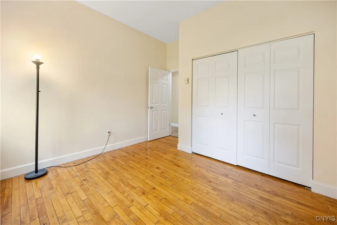 917 Madison Street 5, Syracuse, New York 13210, Syracuse, New York 13210, 2 Bedrooms Bedrooms, 6 Rooms Rooms,1 BathroomBathrooms,Residential,Closed,917 Madison Street 5, Syracuse, New York 13210,0,S1628519