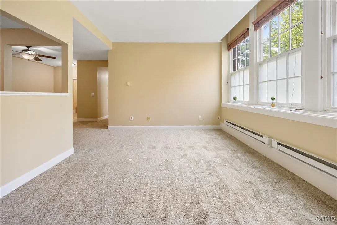 917 Madison Street 5, Syracuse, New York 13210, Syracuse, New York 13210, 2 Bedrooms Bedrooms, 6 Rooms Rooms,1 BathroomBathrooms,Residential,Closed,917 Madison Street 5, Syracuse, New York 13210,0,S1628519