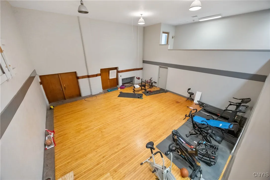 917 Madison Street 5, Syracuse, New York 13210, Syracuse, New York 13210, 2 Bedrooms Bedrooms, 6 Rooms Rooms,1 BathroomBathrooms,Residential,Closed,917 Madison Street 5, Syracuse, New York 13210,0,S1628519