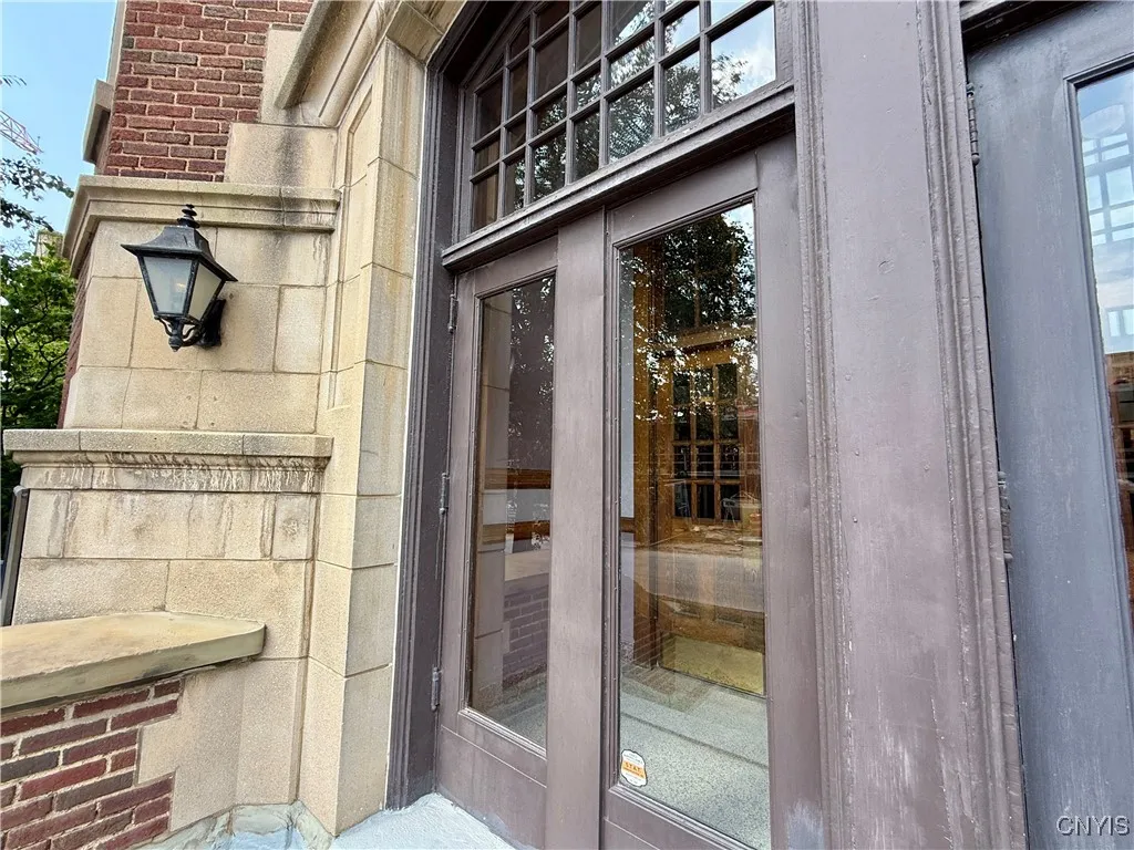 917 Madison Street Unit #009, Syracuse, New York 1, Syracuse, New York 13210, 1 Bedroom Bedrooms, 4 Rooms Rooms,1 BathroomBathrooms,Residential,Closed,917 Madison Street Unit #009, Syracuse, New York 1,0,S1629207