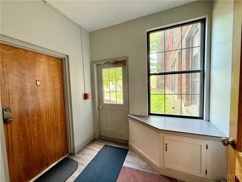 917 Madison Street Unit #009, Syracuse, New York 1, Syracuse, New York 13210, 1 Bedroom Bedrooms, 4 Rooms Rooms,1 BathroomBathrooms,Residential,Closed,917 Madison Street Unit #009, Syracuse, New York 1,0,S1629207