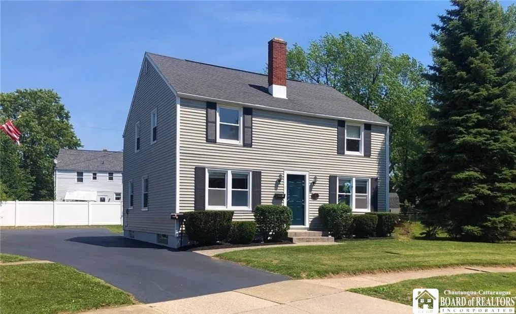 9 Jean, Cheektowaga, New York 14225, Cheektowaga, New York 14225, 4 Bedrooms Bedrooms, ,2 BathroomsBathrooms,Residential,Closed,9 Jean, Cheektowaga, New York 14225,0,R1629421