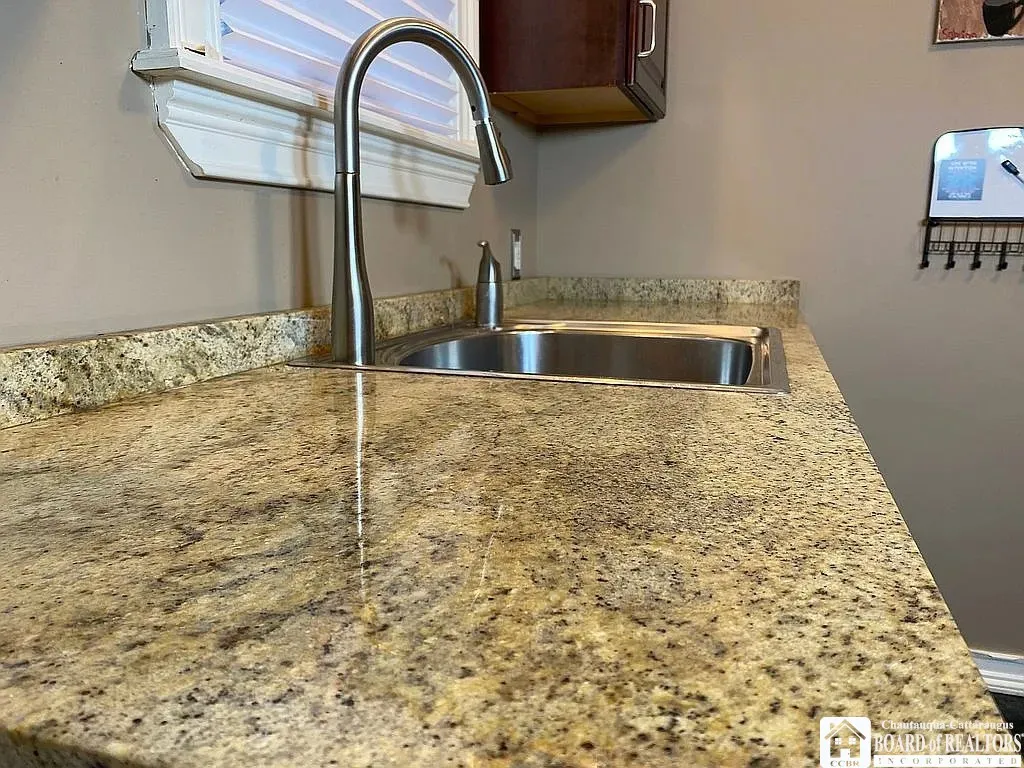 9 Jean, Cheektowaga, New York 14225, Cheektowaga, New York 14225, 4 Bedrooms Bedrooms, ,2 BathroomsBathrooms,Residential,Closed,9 Jean, Cheektowaga, New York 14225,0,R1629421