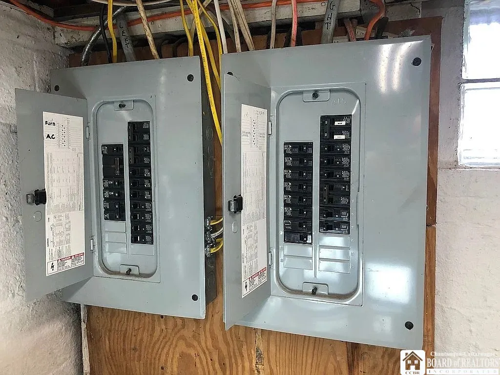 9 Jean, Cheektowaga, New York 14225, Cheektowaga, New York 14225, 4 Bedrooms Bedrooms, ,2 BathroomsBathrooms,Residential,Closed,9 Jean, Cheektowaga, New York 14225,0,R1629421