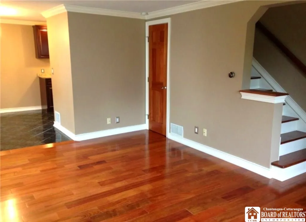 9 Jean, Cheektowaga, New York 14225, Cheektowaga, New York 14225, 4 Bedrooms Bedrooms, ,2 BathroomsBathrooms,Residential,Closed,9 Jean, Cheektowaga, New York 14225,0,R1629421