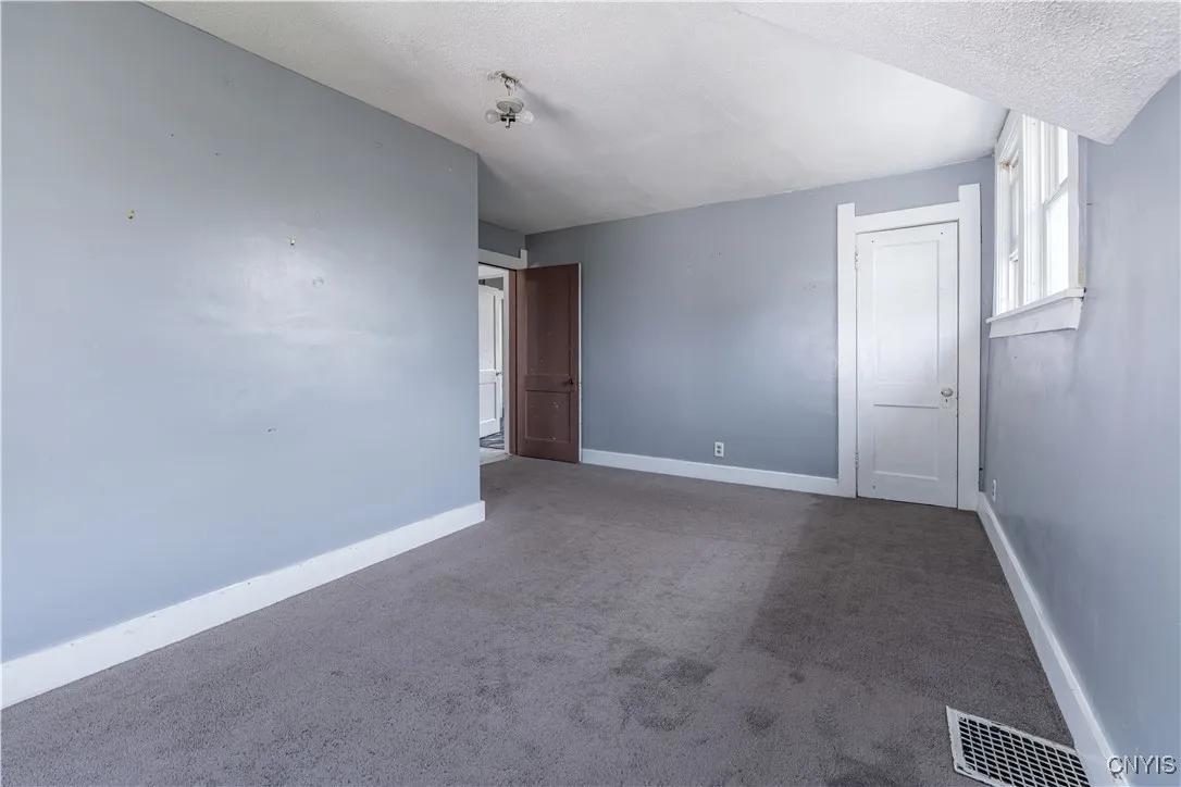 638 Chatham Street, Rome, New York 13440, Rome, New York 13440, 3 Bedrooms Bedrooms, 9 Rooms Rooms,2 BathroomsBathrooms,Residential,Closed,638 Chatham Street, Rome, New York 13440,0,S1628743