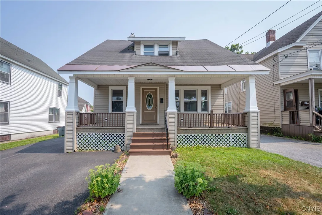 638 Chatham Street, Rome, New York 13440, Rome, New York 13440, 3 Bedrooms Bedrooms, 9 Rooms Rooms,2 BathroomsBathrooms,Residential,Closed,638 Chatham Street, Rome, New York 13440,0,S1628743