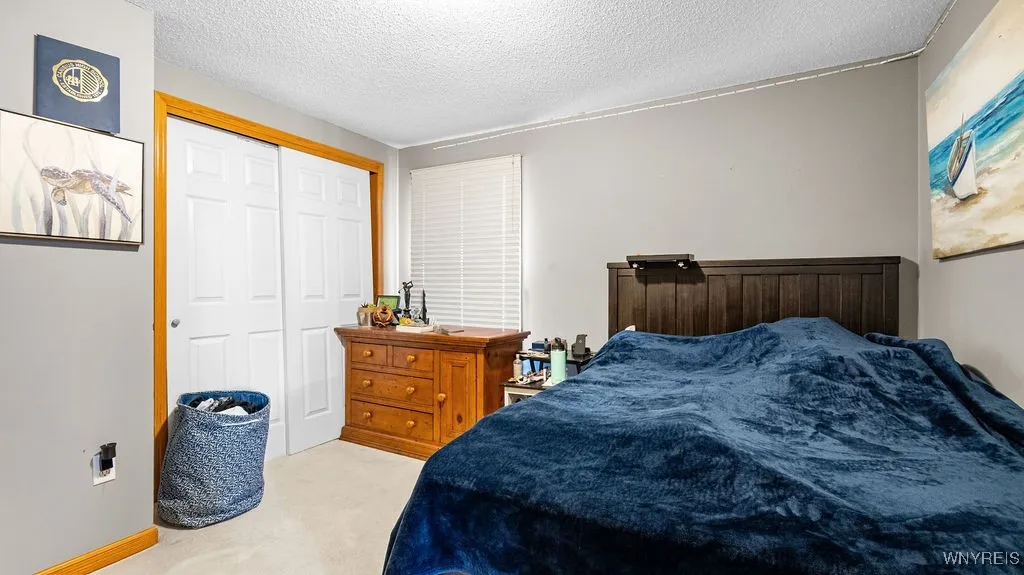 3479 Parkwood Commons, Hamburg, New York 14075, Hamburg, New York 14075, 4 Bedrooms Bedrooms, 9 Rooms Rooms,2 BathroomsBathrooms,Residential,For Sale,3479 Parkwood Commons, Hamburg, New York 14075,B1629211