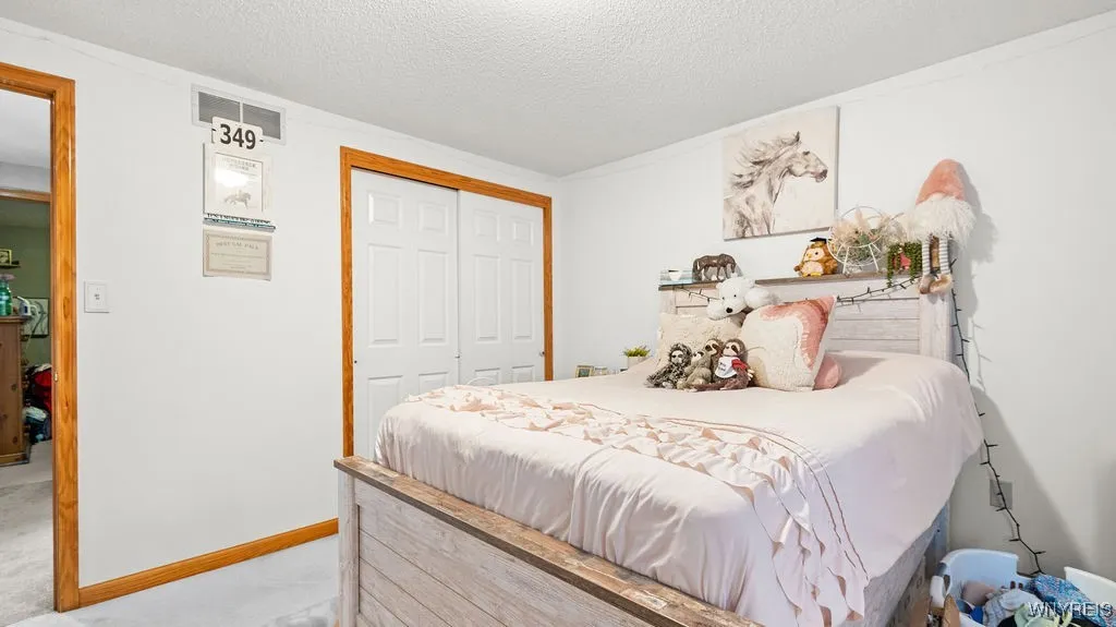3479 Parkwood Commons, Hamburg, New York 14075, Hamburg, New York 14075, 4 Bedrooms Bedrooms, 9 Rooms Rooms,2 BathroomsBathrooms,Residential,For Sale,3479 Parkwood Commons, Hamburg, New York 14075,B1629211