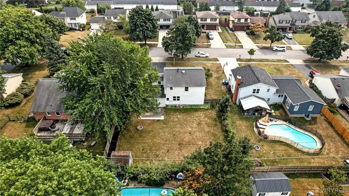 292 Oakbrook Drive, Amherst, New York 14221, Amherst, New York 14221, 3 Bedrooms Bedrooms, 11 Rooms Rooms,2 BathroomsBathrooms,Residential,Closed,292 Oakbrook Drive, Amherst, New York 14221,0,B1629356