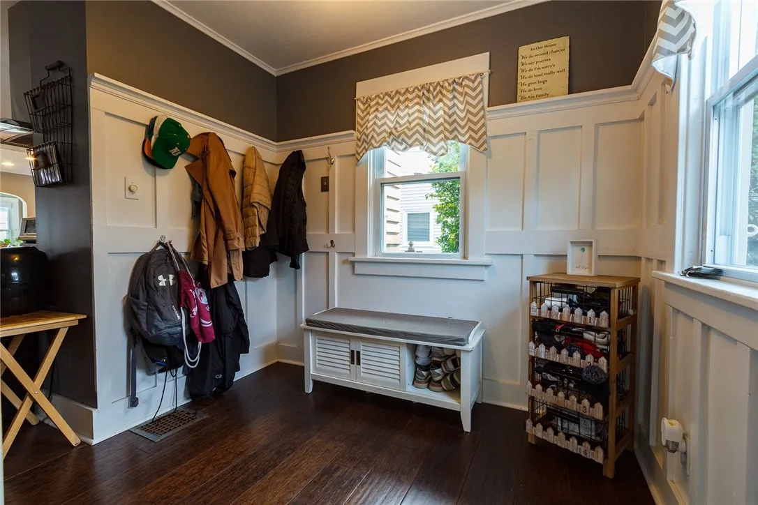256 Wardman Road, Tonawanda, New York 14217, Tonawanda, New York 14217, 3 Bedrooms Bedrooms, 7 Rooms Rooms,1 BathroomBathrooms,Residential,For Sale,256 Wardman Road, Tonawanda, New York 14217,R1629461