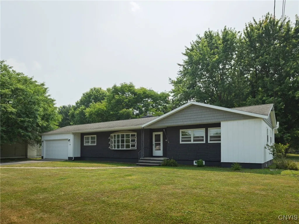 465 Bugbee Drive, Watertown City, New York 13601, Watertown City, New York 13601, 3 Bedrooms Bedrooms, 6 Rooms Rooms,1 BathroomBathrooms,Residential,For Sale,465 Bugbee Drive, Watertown City, New York 13601,0,S1629319