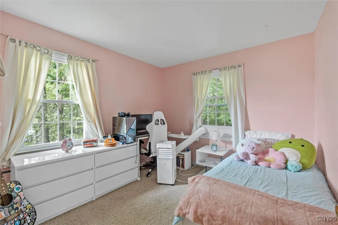 6044 Singletree Lane, Dewitt, New York 13078, De Witt, New York 13078, 4 Bedrooms Bedrooms, 12 Rooms Rooms,2 BathroomsBathrooms,Residential,For Sale,6044 Singletree Lane, Dewitt, New York 13078,0,S1629453