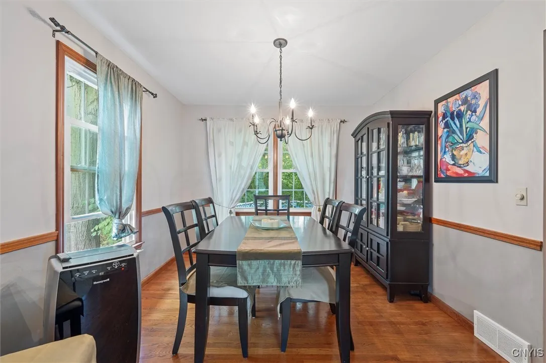 6044 Singletree Lane, Dewitt, New York 13078, De Witt, New York 13078, 4 Bedrooms Bedrooms, 12 Rooms Rooms,2 BathroomsBathrooms,Residential,For Sale,6044 Singletree Lane, Dewitt, New York 13078,0,S1629453