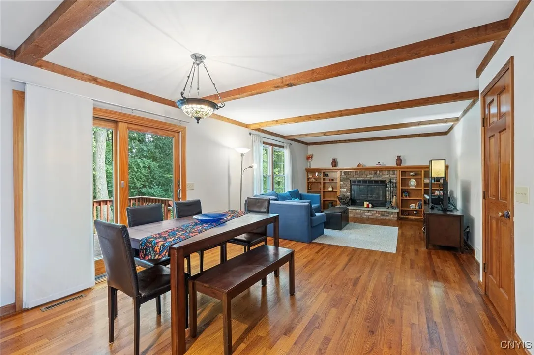 6044 Singletree Lane, Dewitt, New York 13078, De Witt, New York 13078, 4 Bedrooms Bedrooms, 12 Rooms Rooms,2 BathroomsBathrooms,Residential,For Sale,6044 Singletree Lane, Dewitt, New York 13078,0,S1629453
