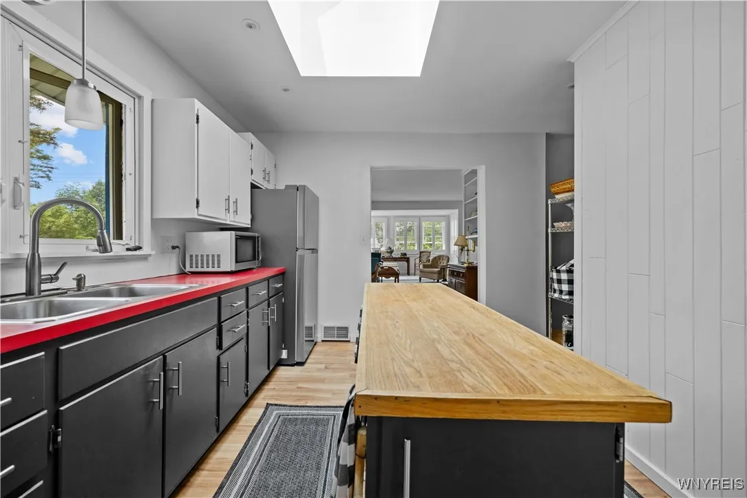 7173 Erie Road, Evans, New York 14047, Evans, New York 14047, 3 Bedrooms Bedrooms, 8 Rooms Rooms,3 BathroomsBathrooms,Residential,Closed,7173 Erie Road, Evans, New York 14047,0,B1629164