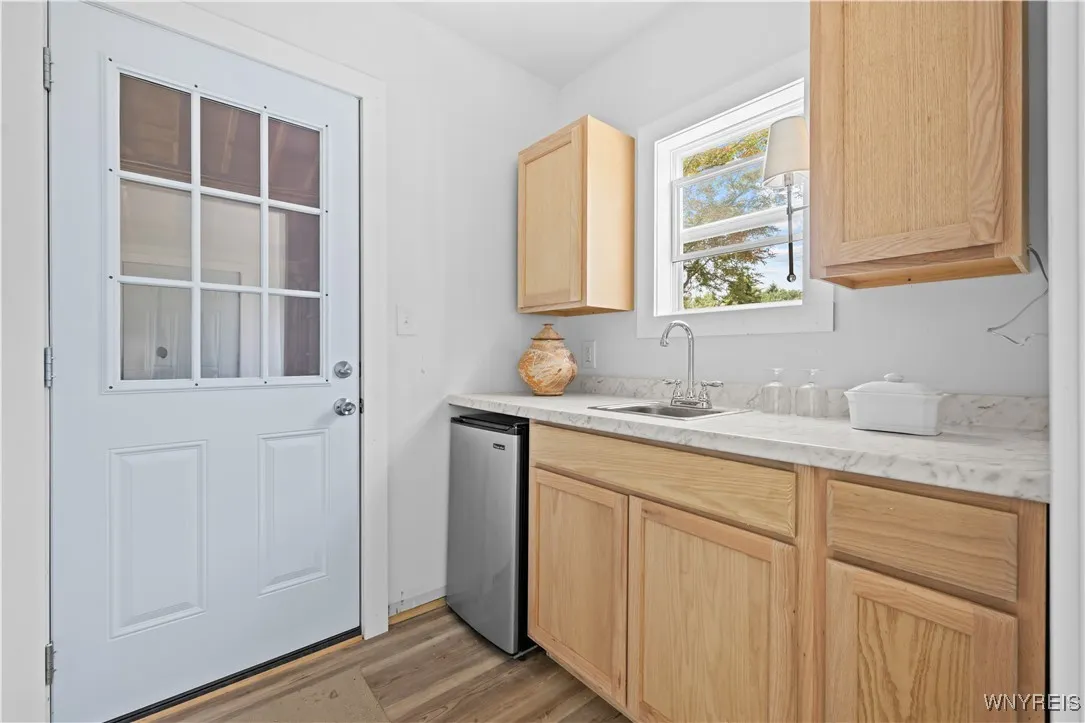 7173 Erie Road, Evans, New York 14047, Evans, New York 14047, 3 Bedrooms Bedrooms, 8 Rooms Rooms,3 BathroomsBathrooms,Residential,Closed,7173 Erie Road, Evans, New York 14047,0,B1629164