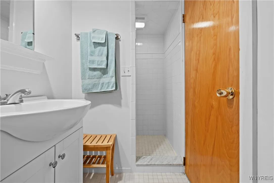 Full basement bathroom