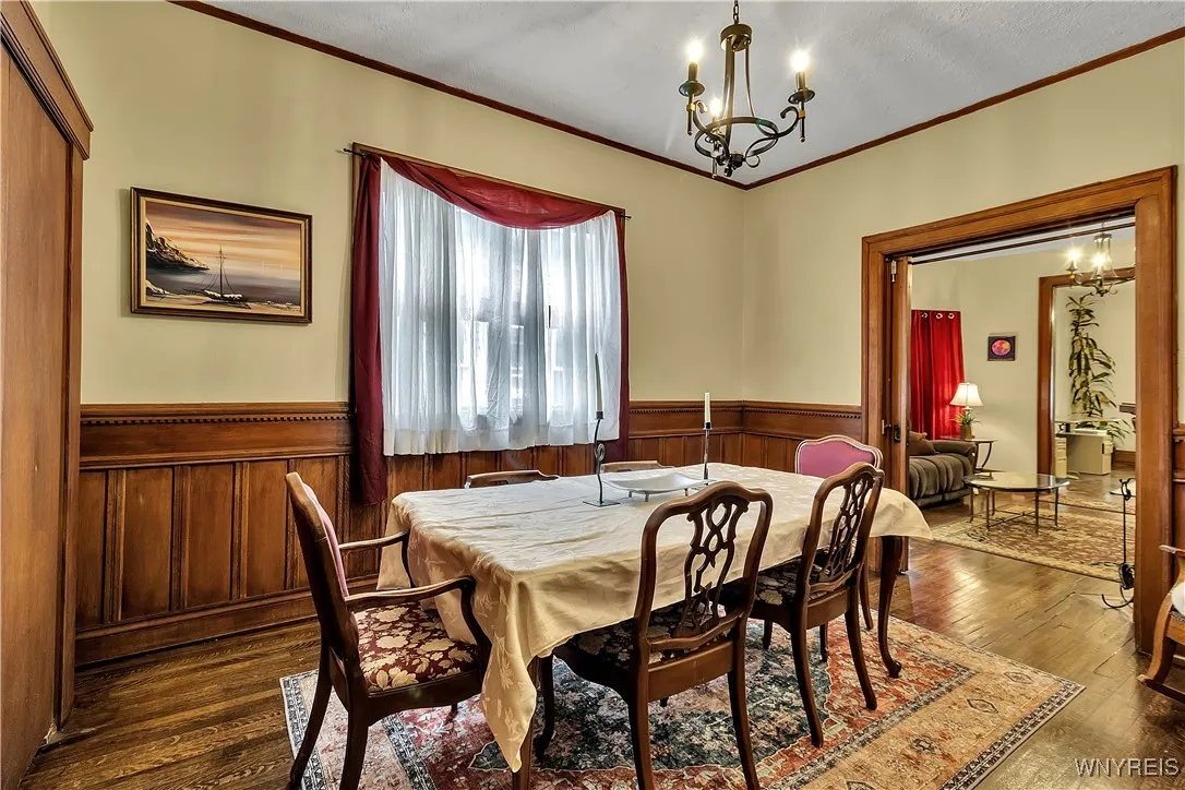 Formal dining room