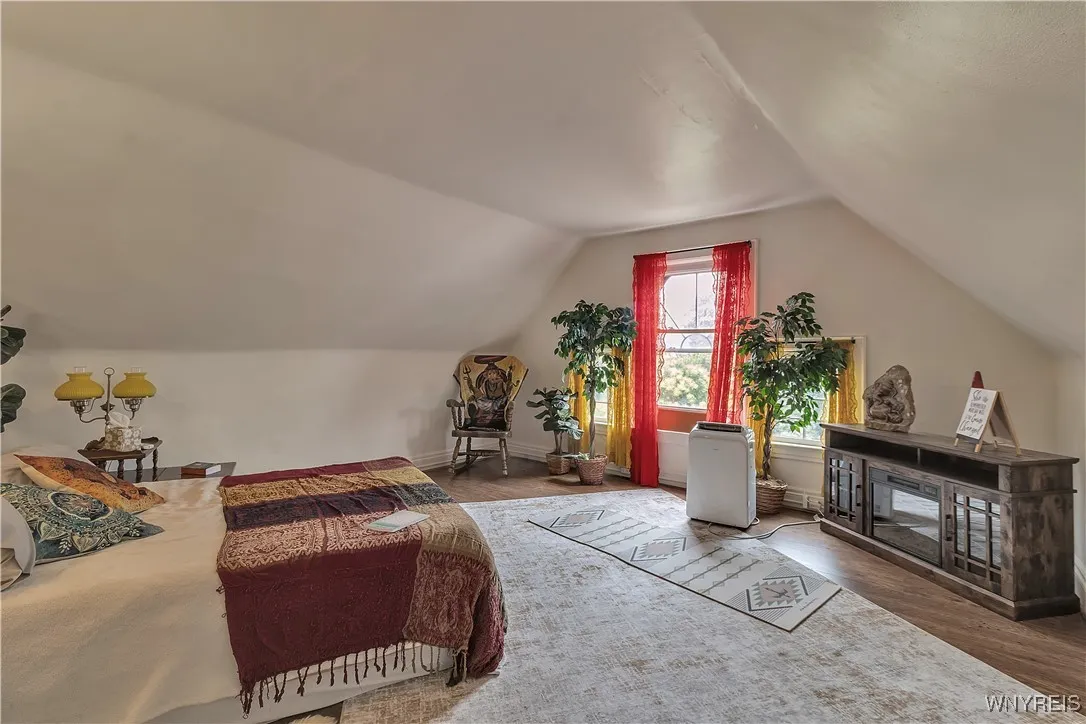 Third floor bedroom