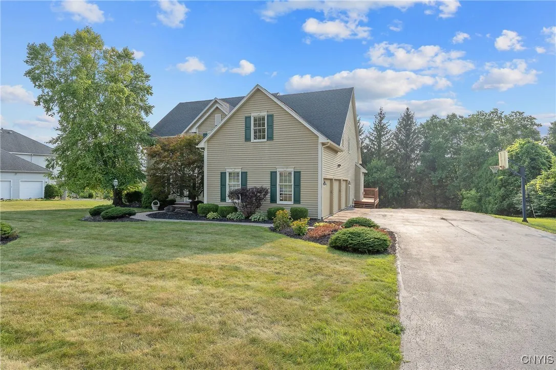 8429 Prestwick Drive, Manlius, New York 13104, Manlius, New York 13104, 4 Bedrooms Bedrooms, 12 Rooms Rooms,3 BathroomsBathrooms,Residential,For Sale,8429 Prestwick Drive, Manlius, New York 13104,S1615559