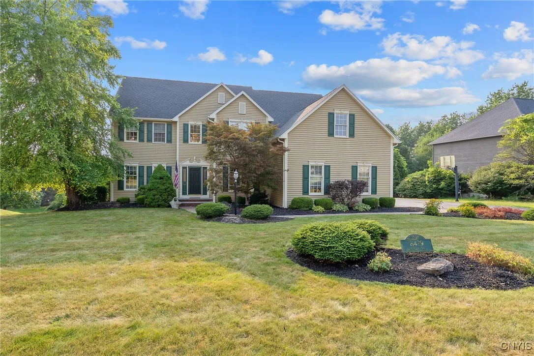 8429 Prestwick Drive, Manlius, New York 13104, Manlius, New York 13104, 4 Bedrooms Bedrooms, 12 Rooms Rooms,3 BathroomsBathrooms,Residential,For Sale,8429 Prestwick Drive, Manlius, New York 13104,S1615559