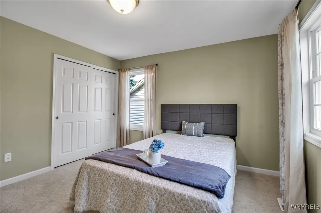358 Rachel Vincent Way, Buffalo, New York 14216, Buffalo, New York 14216, 3 Bedrooms Bedrooms, 7 Rooms Rooms,2 BathroomsBathrooms,Residential,For Sale,358 Rachel Vincent Way, Buffalo, New York 14216,0,B1629328