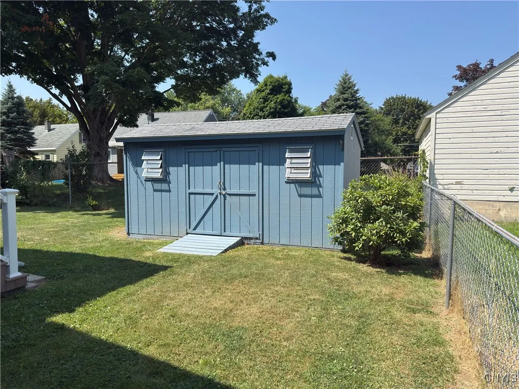 Shed