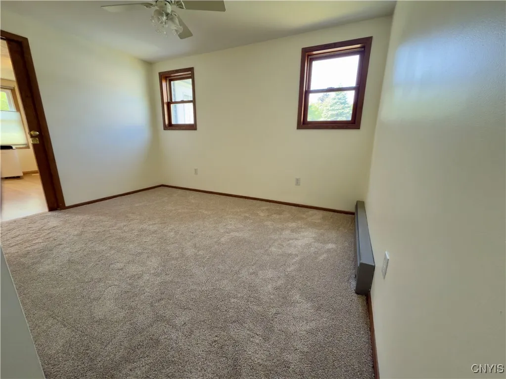 1st Floor Master Bedroom