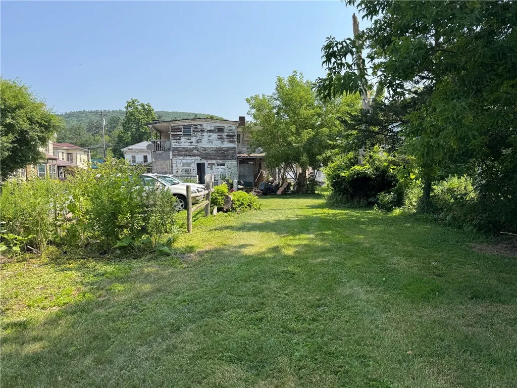 37146 State Highway 23, Roxbury, New York 12474, Roxbury, New York 12474, 7 Bedrooms Bedrooms, ,4 BathroomsBathrooms,Residential,Closed,37146 State Highway 23, Roxbury, New York 12474,0,R1628508