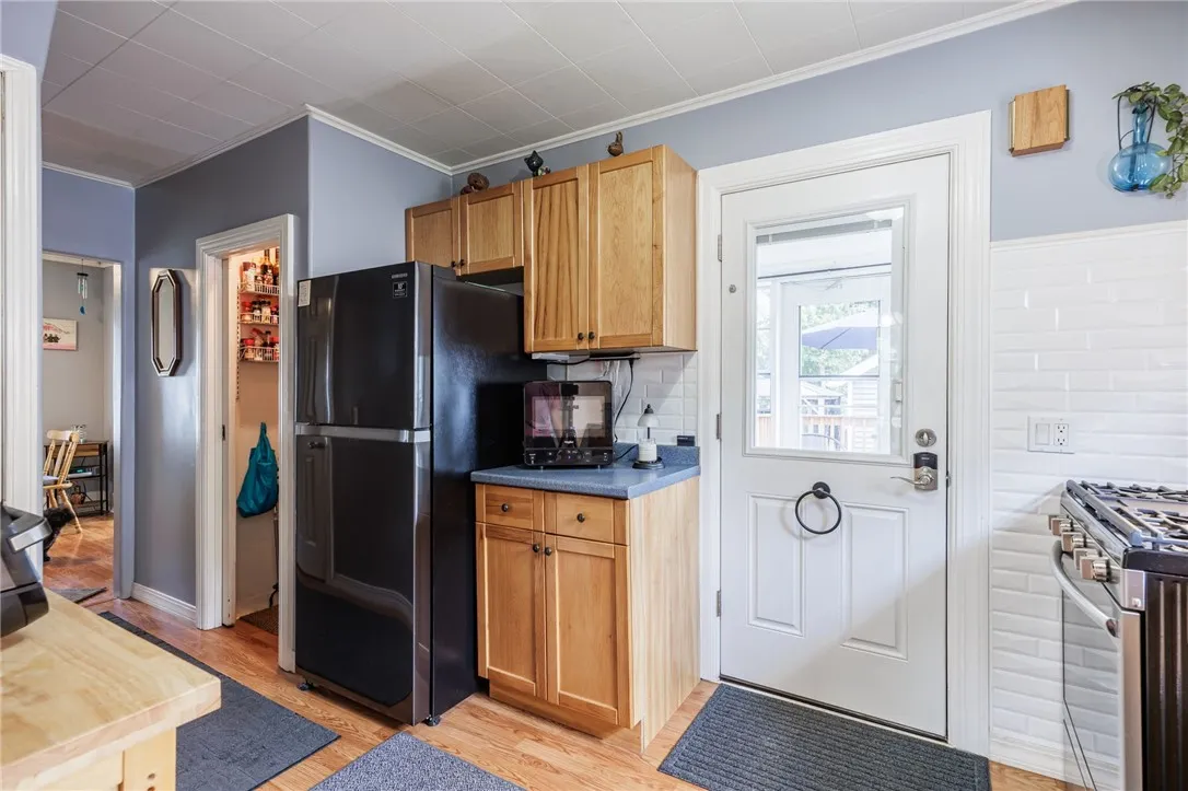 96 Ridgecrest Road, Greece, New York 14626, Greece, New York 14626, 2 Bedrooms Bedrooms, 5 Rooms Rooms,1 BathroomBathrooms,Residential,Closed,96 Ridgecrest Road, Greece, New York 14626,0,R1629399