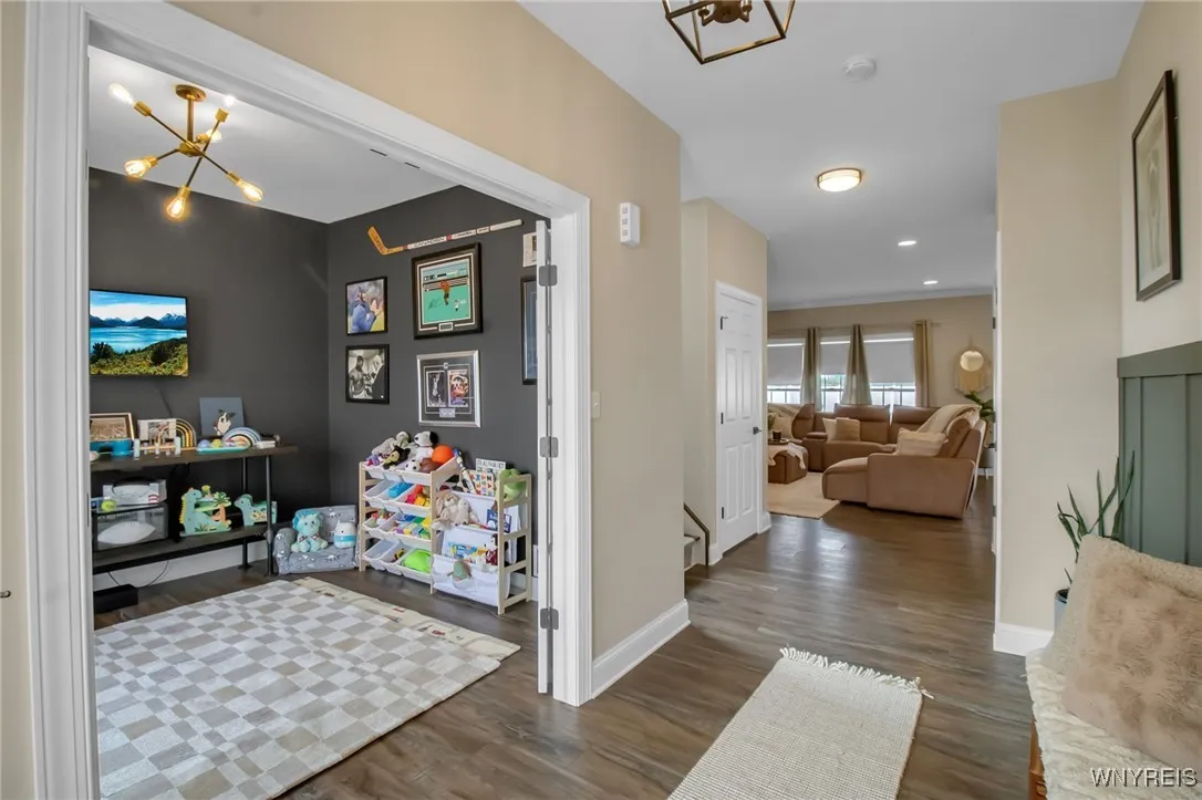 3320 Colleen, Wheatfield, New York 14132, Wheatfield, New York 14132, 3 Bedrooms Bedrooms, 9 Rooms Rooms,2 BathroomsBathrooms,Residential,For Sale,3320 Colleen, Wheatfield, New York 14132,B1629438
