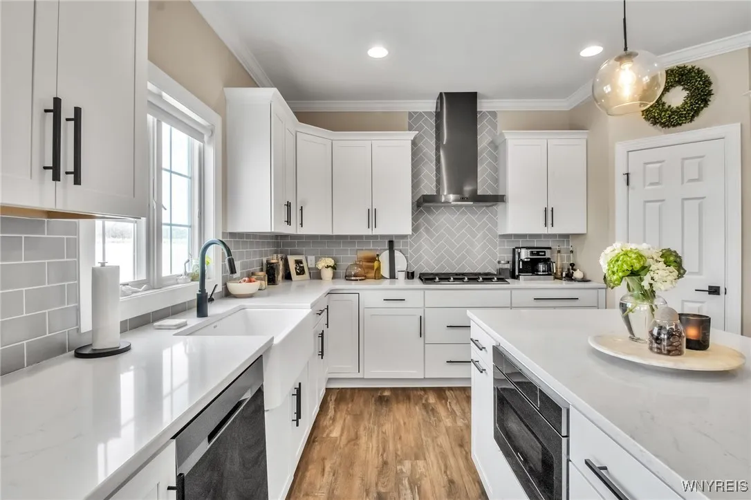 3320 Colleen, Wheatfield, New York 14132, Wheatfield, New York 14132, 3 Bedrooms Bedrooms, 9 Rooms Rooms,2 BathroomsBathrooms,Residential,For Sale,3320 Colleen, Wheatfield, New York 14132,B1629438