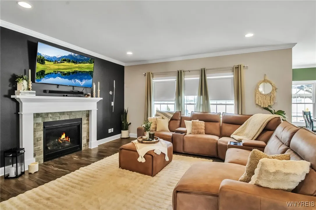 3320 Colleen, Wheatfield, New York 14132, Wheatfield, New York 14132, 3 Bedrooms Bedrooms, 9 Rooms Rooms,2 BathroomsBathrooms,Residential,For Sale,3320 Colleen, Wheatfield, New York 14132,B1629438