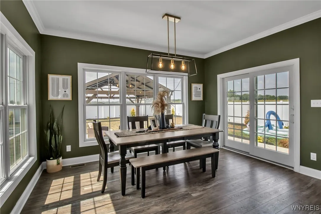 3320 Colleen, Wheatfield, New York 14132, Wheatfield, New York 14132, 3 Bedrooms Bedrooms, 9 Rooms Rooms,2 BathroomsBathrooms,Residential,For Sale,3320 Colleen, Wheatfield, New York 14132,B1629438