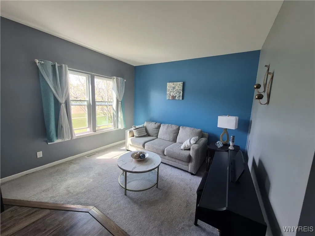 4016 Connors, Hamburg, New York 14219, Hamburg, New York 14219, 3 Bedrooms Bedrooms, 11 Rooms Rooms,2 BathroomsBathrooms,Residential,Closed,4016 Connors, Hamburg, New York 14219,0,B1629531