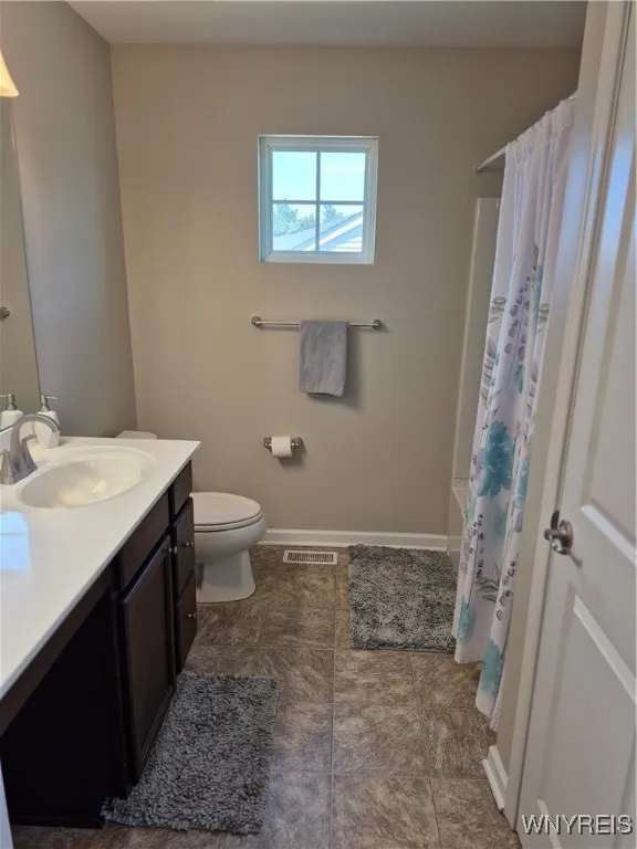 4016 Connors, Hamburg, New York 14219, Hamburg, New York 14219, 3 Bedrooms Bedrooms, 11 Rooms Rooms,2 BathroomsBathrooms,Residential,Closed,4016 Connors, Hamburg, New York 14219,0,B1629531