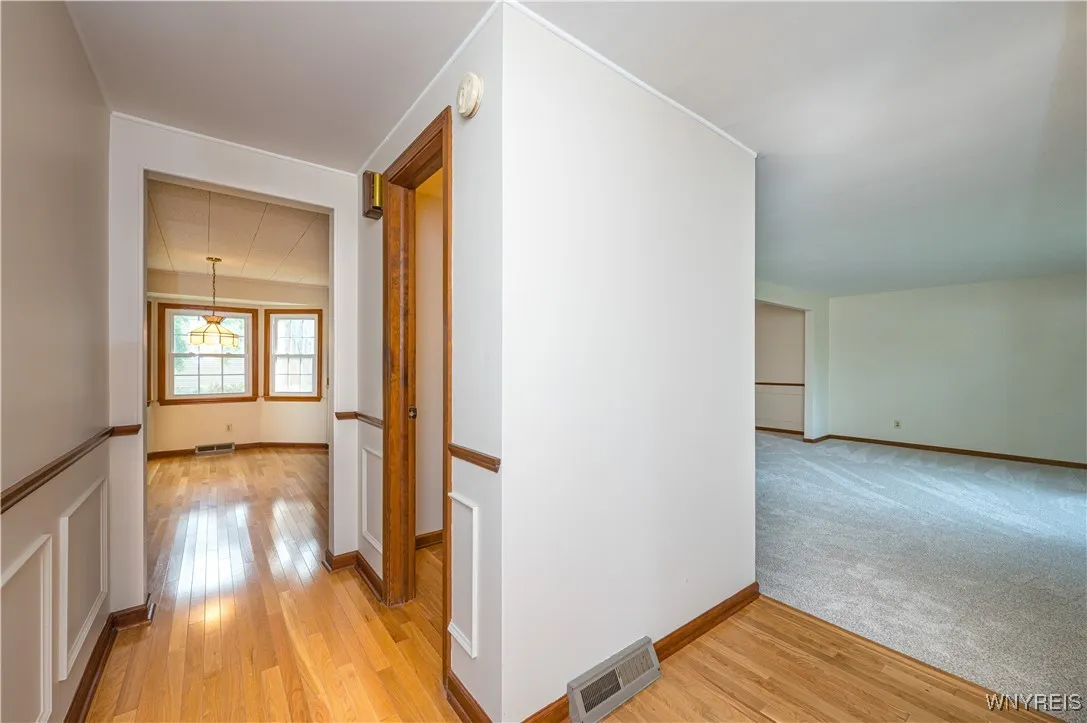 54 Willowgrove East, Tonawanda, New York 14150, Tonawanda, New York 14150, 4 Bedrooms Bedrooms, 9 Rooms Rooms,2 BathroomsBathrooms,Residential,Closed,54 Willowgrove East, Tonawanda, New York 14150,0,B1629182