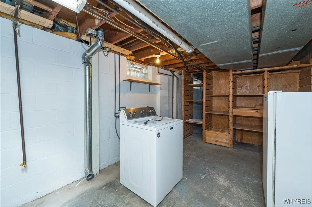 54 Willowgrove East, Tonawanda, New York 14150, Tonawanda, New York 14150, 4 Bedrooms Bedrooms, 9 Rooms Rooms,2 BathroomsBathrooms,Residential,Closed,54 Willowgrove East, Tonawanda, New York 14150,0,B1629182