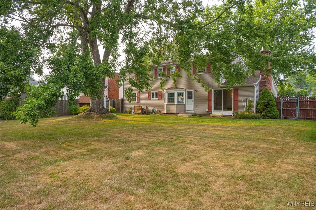 54 Willowgrove East, Tonawanda, New York 14150, Tonawanda, New York 14150, 4 Bedrooms Bedrooms, 9 Rooms Rooms,2 BathroomsBathrooms,Residential,Closed,54 Willowgrove East, Tonawanda, New York 14150,0,B1629182