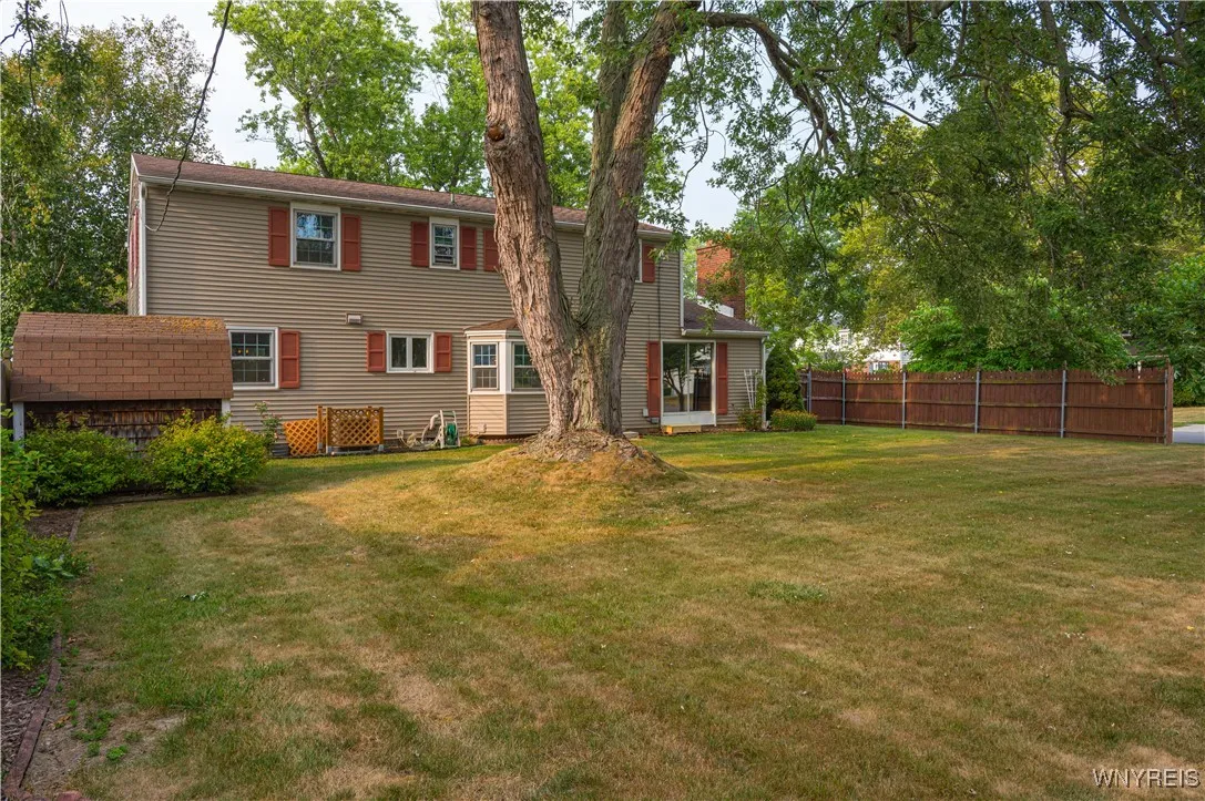 54 Willowgrove East, Tonawanda, New York 14150, Tonawanda, New York 14150, 4 Bedrooms Bedrooms, 9 Rooms Rooms,2 BathroomsBathrooms,Residential,Closed,54 Willowgrove East, Tonawanda, New York 14150,0,B1629182