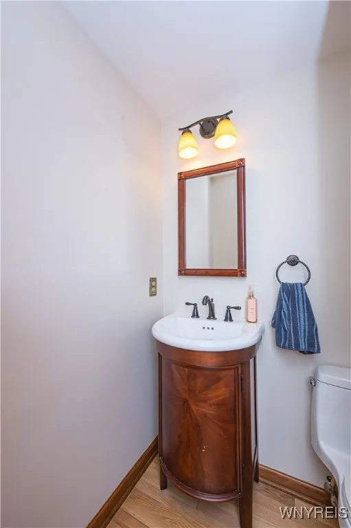 54 Willowgrove East, Tonawanda, New York 14150, Tonawanda, New York 14150, 4 Bedrooms Bedrooms, 9 Rooms Rooms,2 BathroomsBathrooms,Residential,Closed,54 Willowgrove East, Tonawanda, New York 14150,0,B1629182