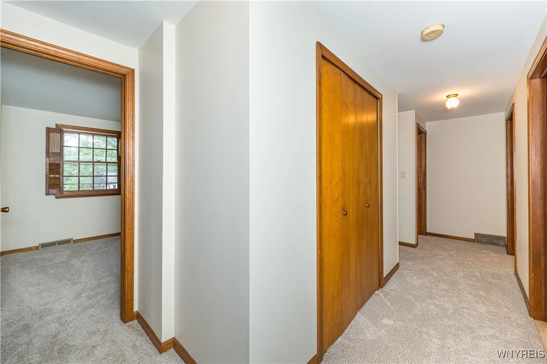 54 Willowgrove East, Tonawanda, New York 14150, Tonawanda, New York 14150, 4 Bedrooms Bedrooms, 9 Rooms Rooms,2 BathroomsBathrooms,Residential,Closed,54 Willowgrove East, Tonawanda, New York 14150,0,B1629182