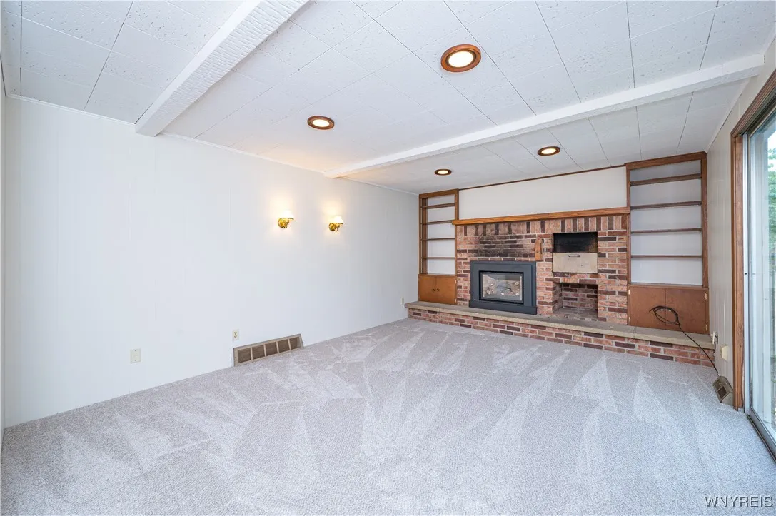 54 Willowgrove East, Tonawanda, New York 14150, Tonawanda, New York 14150, 4 Bedrooms Bedrooms, 9 Rooms Rooms,2 BathroomsBathrooms,Residential,Closed,54 Willowgrove East, Tonawanda, New York 14150,0,B1629182