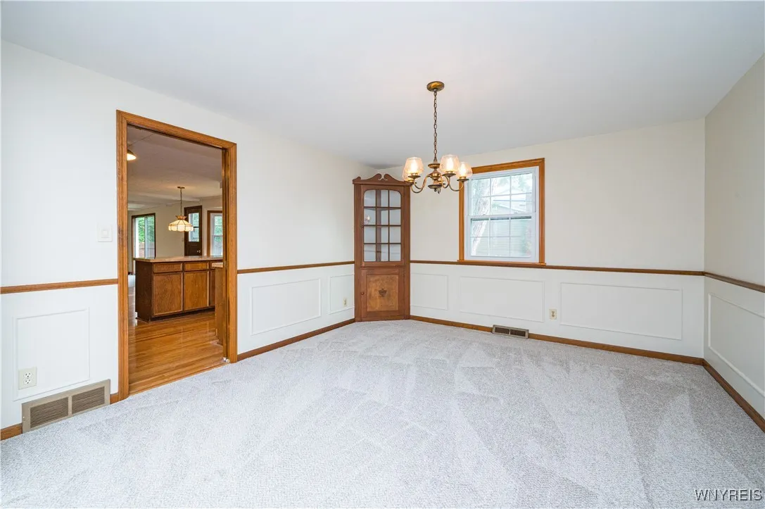54 Willowgrove East, Tonawanda, New York 14150, Tonawanda, New York 14150, 4 Bedrooms Bedrooms, 9 Rooms Rooms,2 BathroomsBathrooms,Residential,Closed,54 Willowgrove East, Tonawanda, New York 14150,0,B1629182