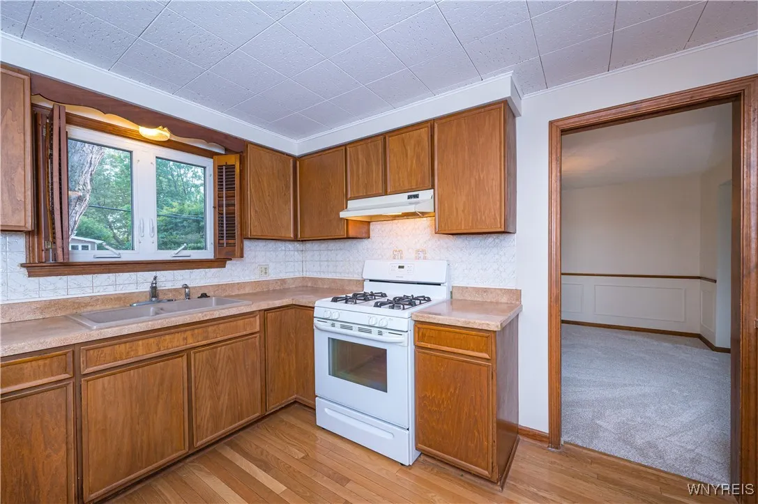 54 Willowgrove East, Tonawanda, New York 14150, Tonawanda, New York 14150, 4 Bedrooms Bedrooms, 9 Rooms Rooms,2 BathroomsBathrooms,Residential,Closed,54 Willowgrove East, Tonawanda, New York 14150,0,B1629182